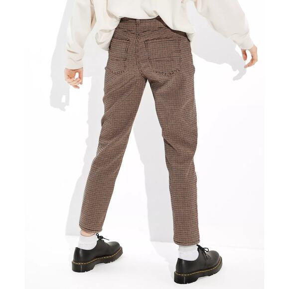 American Eagle Dark Academia High Waisted Houndstooth Mom Jeans Stretch Sz 0 - Picture 1 of 16